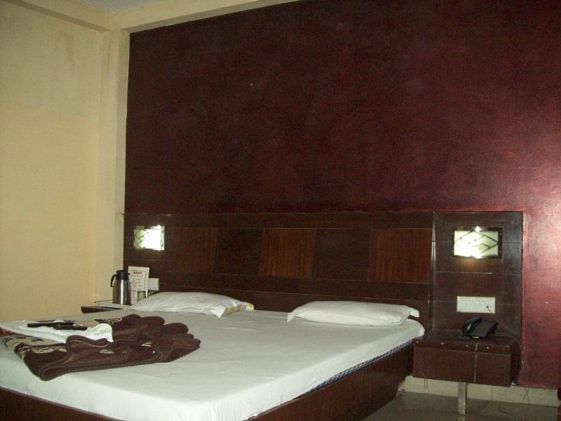Hotel Golden Gate 뉴델리 외부 사진